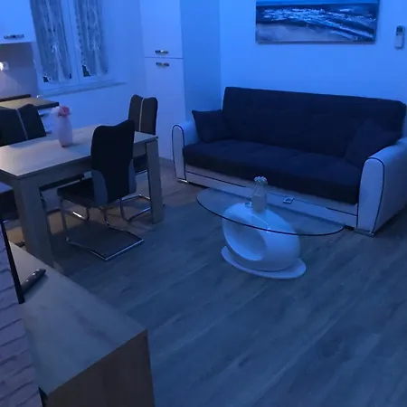 Elite Apartment *